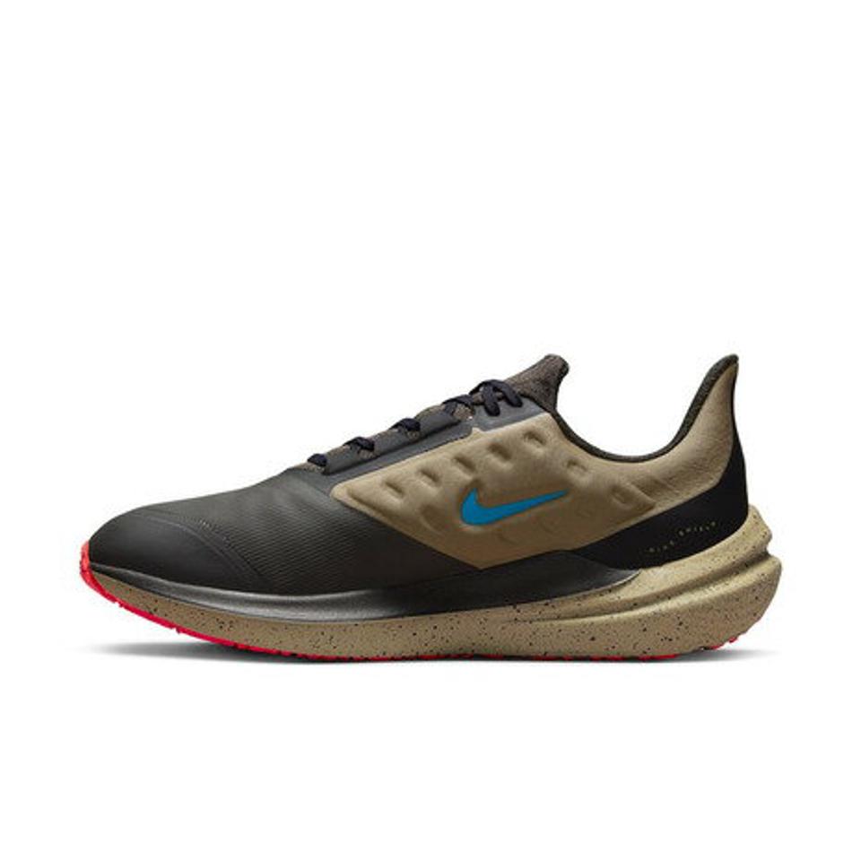 【10%OFFクーポン 12/22まで】ナイキ（NIKE）（メンズ）エア ウィンフロー 9 シールド ブラウン DM1106-200 メンズ シューズ スニーカー