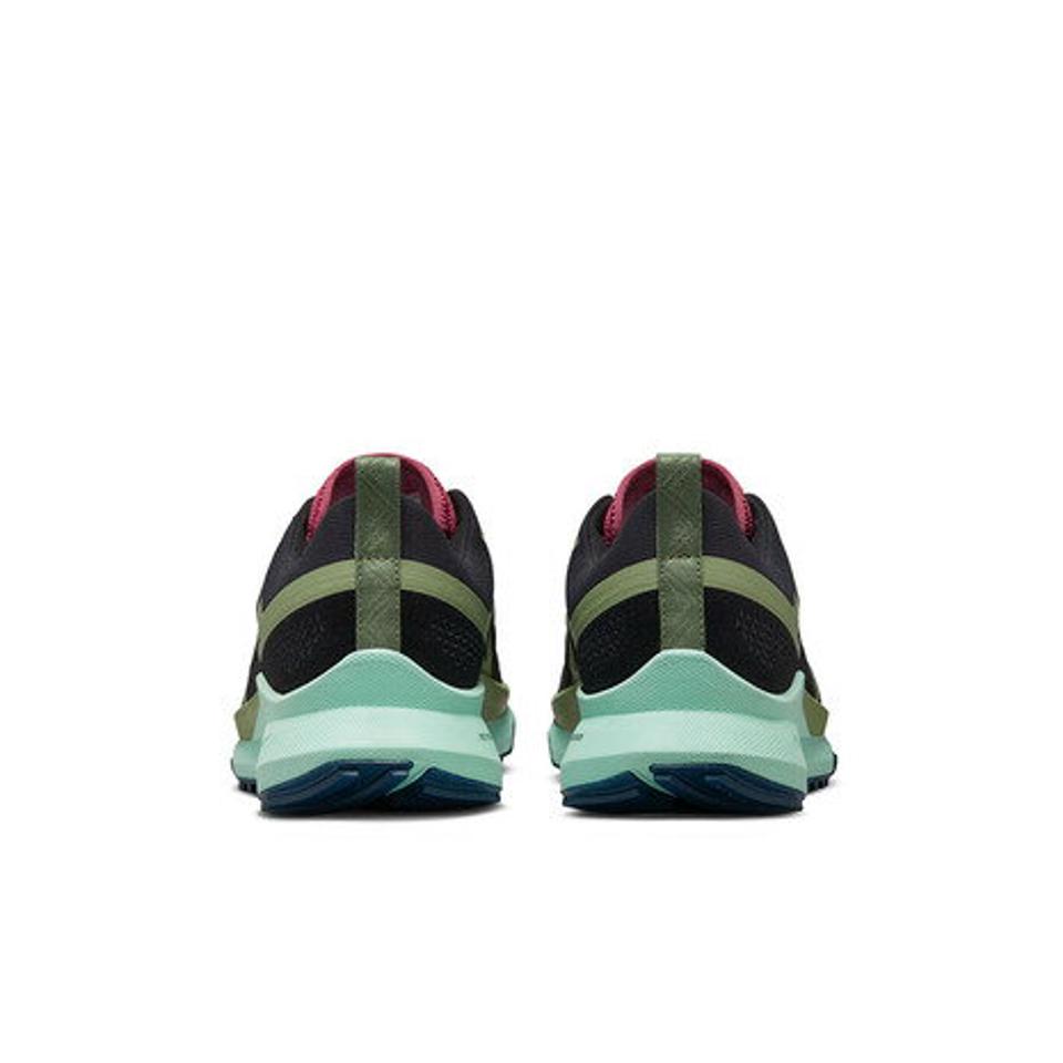ナイキ（NIKE）（メンズ）ランニングシューズ メンズ 黒 リアクト ペガサス トレイル 4 ブラック DJ6158-004 スニーカー トレラン 運動靴 トレーニング