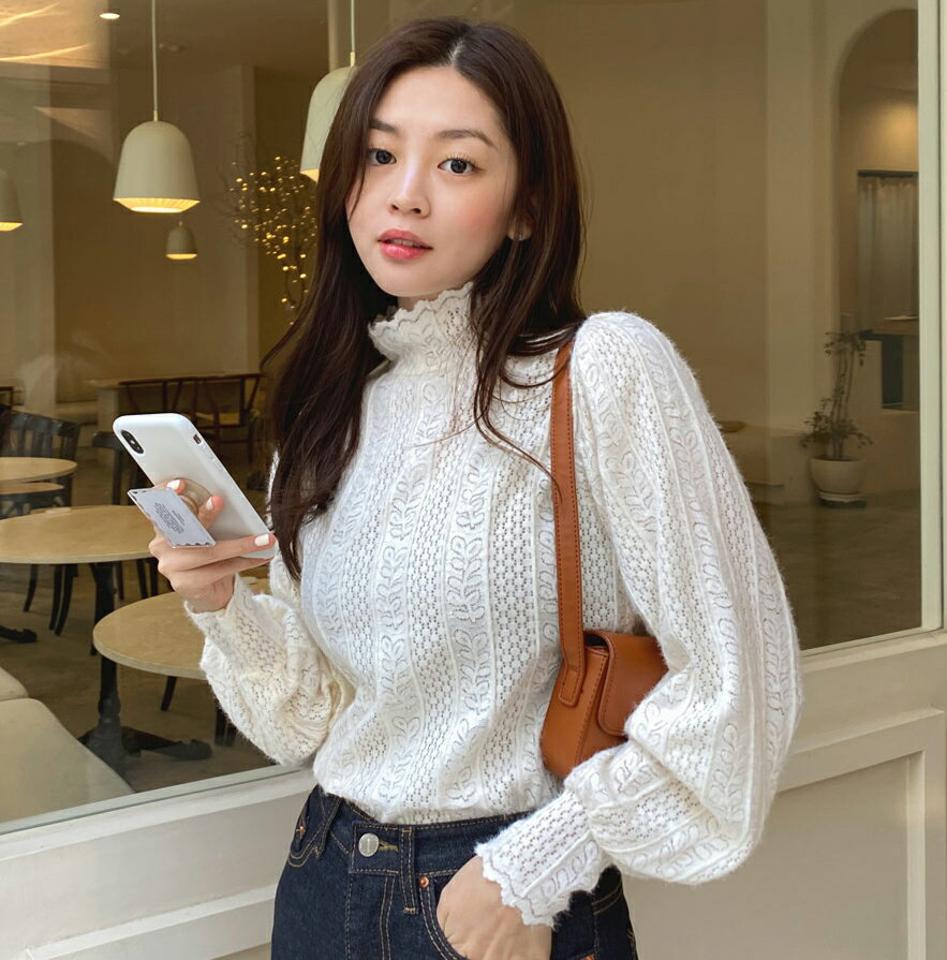 【新作10%OFF】レースシースルーパフブラウス・b00263 レディース 【bl】トップス ブラウス 長袖 パフスリーブ シースルー 透け感 シアー レース 総レース フェミニン きれいめ 大人 ハーフネック スカラップ パンチング 秋 冬 韓国ファッション SALE セール