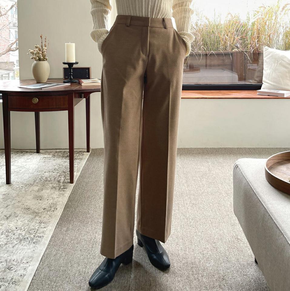 裏起毛ストレートスラックス・t00135 レディース 【pt】パンツ ズボン スラックス ストレート 裏起毛 ベルトループ 単色 無地 シンプル ベーシック 大人 オフィス オケージョン ハイウエスト 冬 韓国ファッション