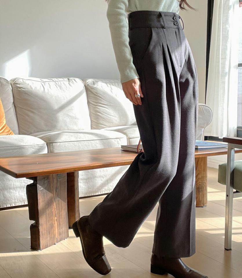 【マラソン特価】裏起毛ツーボタンスラックス・t00148 レディース 【pt】パンツ ズボン スラックス ロングパンツ 裏起毛 単色 無地 シンプル ベーシック 大人 きれいめ オケージョン オフィス フルレングス センタープレス ハイウエスト 冬 韓国ファッション セール