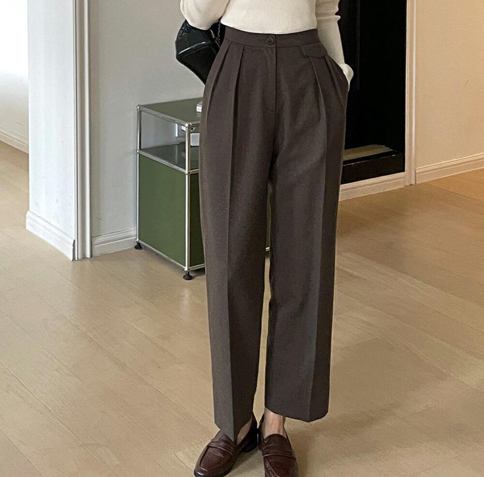 ウール混フラップタックスラックス・t00147 レディース 【pt】パンツ ズボン スラックス ロング 単色 無地 シンプル きれいめ シック 大人 オケージョン オフィス ウール センタープレス ハイウエスト ワイド ストレート 秋 冬 韓国ファッション