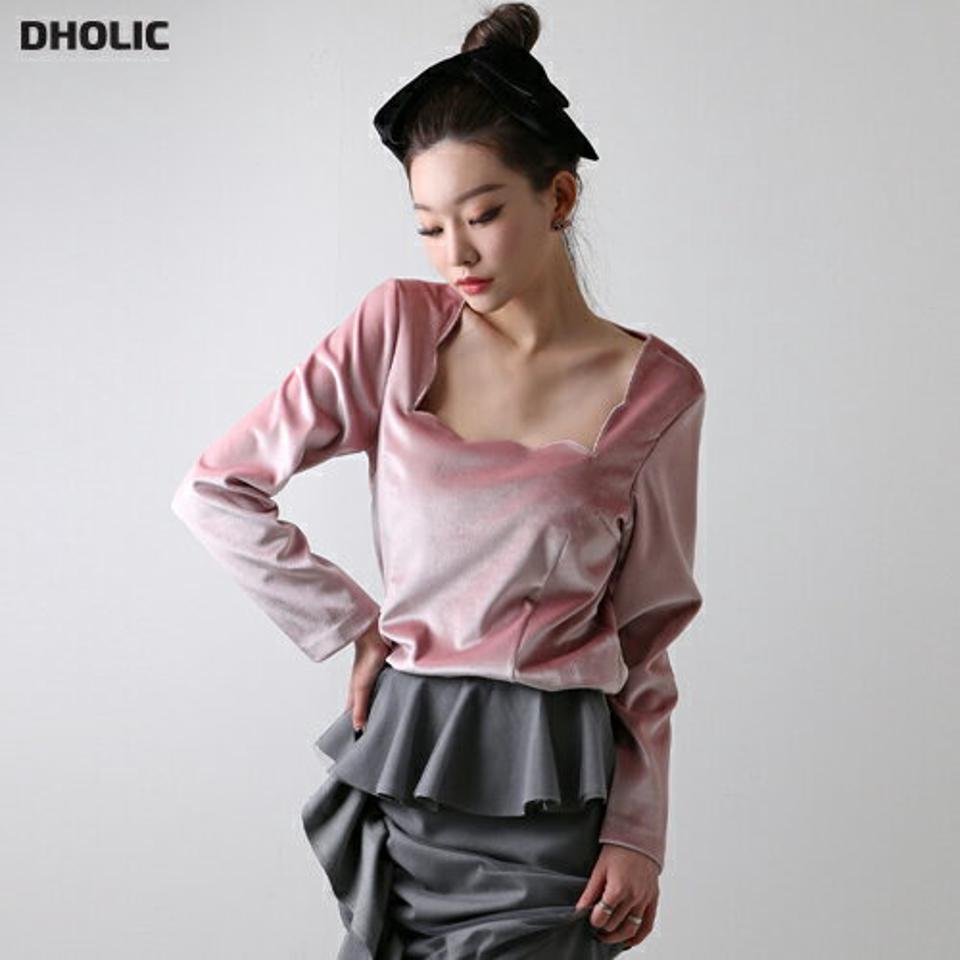 【マケット特価】スクエアネックベロアブラウス・p000163 レディース 【bl】トップス ブラウス 長袖 ベロア スクエアネック デコルテ 鎖骨 光沢感 ツヤ フェミニン ウェーブ ピンク かわいい 可愛い 秋 冬 韓国ファッション MKT セール