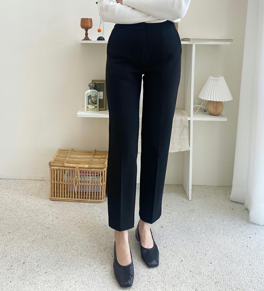 裏起毛シークレットゴムスラックス・p000128 レディース 【pt】パンツ ズボン スラックス ロング 裏起毛 単色 無地 シンプル ベーシック 大人 きれいめ オケージョン オフィス 冬 韓国ファッション MKT