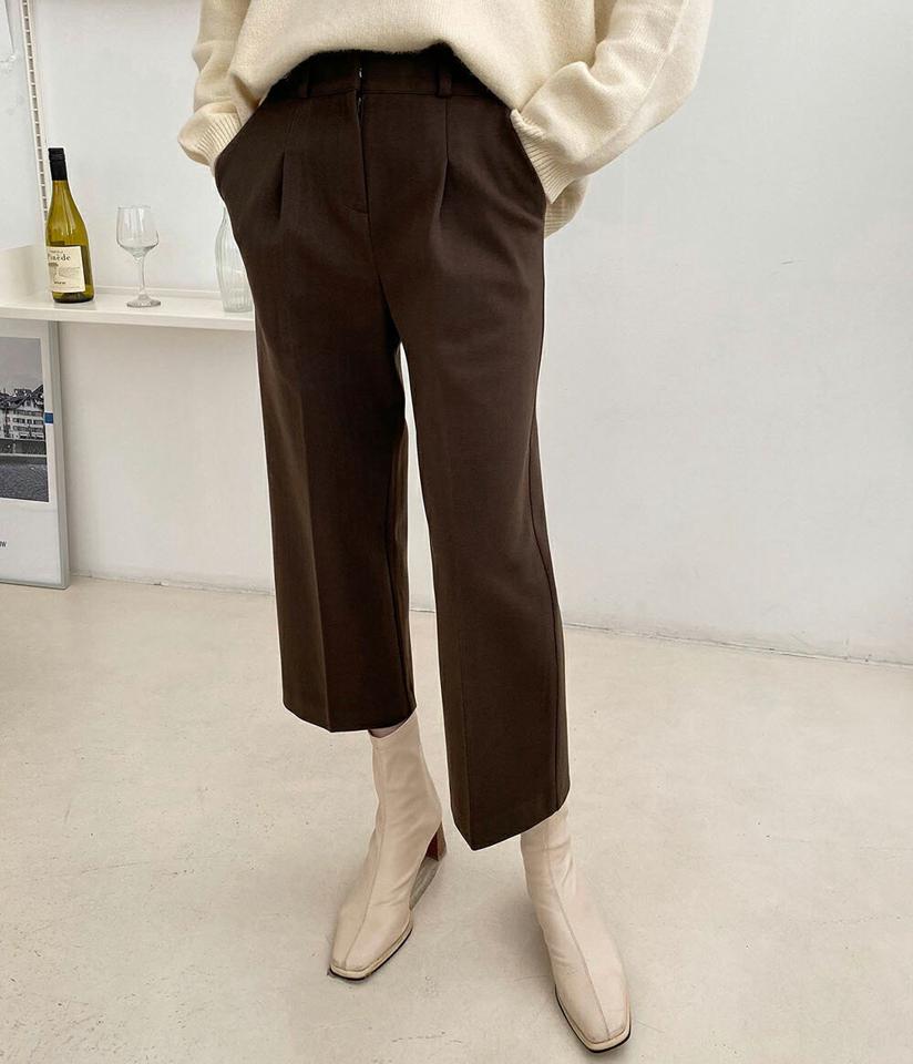 8分丈センタープレススラックス・p000195 レディース 【pt】パンツ ズボン スラックス クロップド丈 センタープレス 単色 無地 シンプル ベーシック 大人 八分丈 きれいめ 秋 冬 韓国ファッション MKT