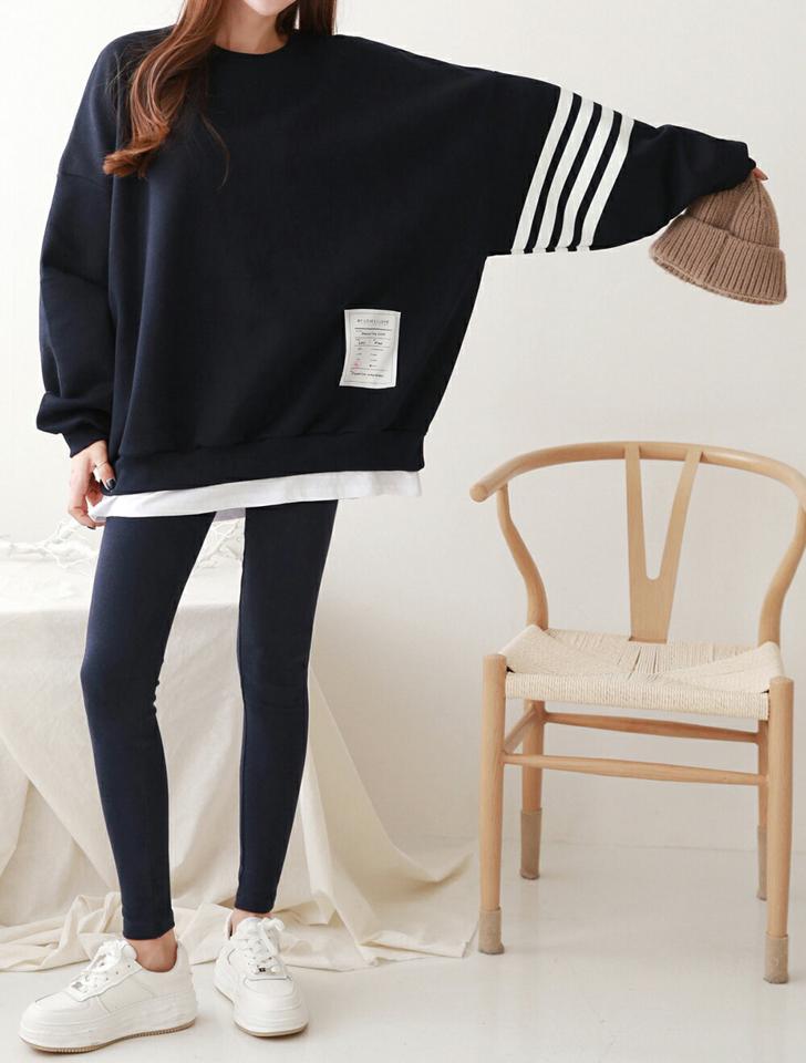 配色スウェット&レギンスSET・p000030 レディース 【pt】セットアップ setup トップス トレーナー スウェット 長袖 ライン 配色 ゆったり オーバーサイズ ラフ ラウンドネック 体型カバー レギンス パンツ スリム 秋 冬 韓国ファッション MKT