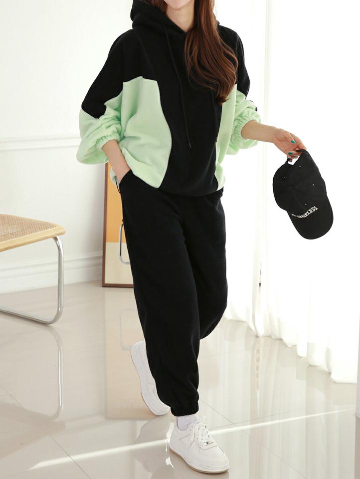 両起毛配色パーカー&パンツSET・p000145 レディース 【pt】セットアップ setup トップス パーカー フーディー フード 長袖 裏起毛 パンツ ズボン ロング ワイド バイカラー 配色 ラフ カジュアル ワンマイルウェア 冬 韓国ファッション MKT
