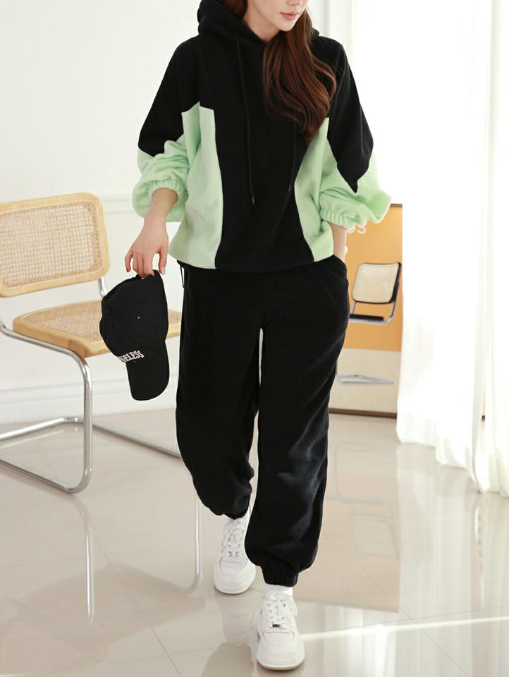 両起毛配色パーカー&パンツSET・p000145 レディース 【pt】セットアップ setup トップス パーカー フーディー フード 長袖 裏起毛 パンツ ズボン ロング ワイド バイカラー 配色 ラフ カジュアル ワンマイルウェア 冬 韓国ファッション MKT