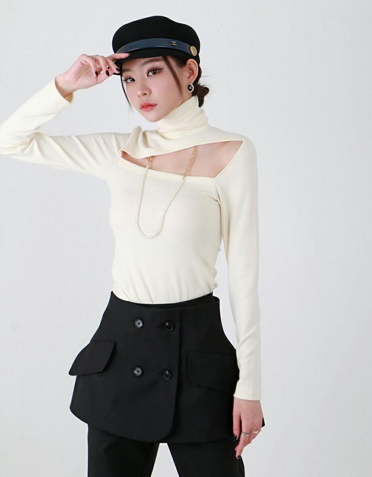タートルスリット長袖シャツ・p000170 レディース 【tops】トップス Tシャツ 長袖 カットアウト 肌見せ 露出 タートルネック 鎖骨 単色 無地 シンプル カジュアル 大人 セクシー 茶色 ブラウン 秋 冬 韓国ファッション MKT