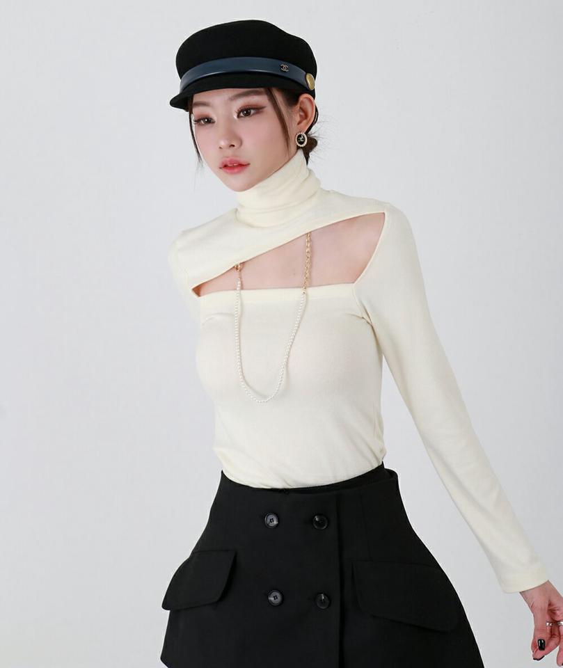 タートルスリット長袖シャツ・p000170 レディース 【tops】トップス Tシャツ 長袖 カットアウト 肌見せ 露出 タートルネック 鎖骨 単色 無地 シンプル カジュアル 大人 セクシー 茶色 ブラウン 秋 冬 韓国ファッション MKT