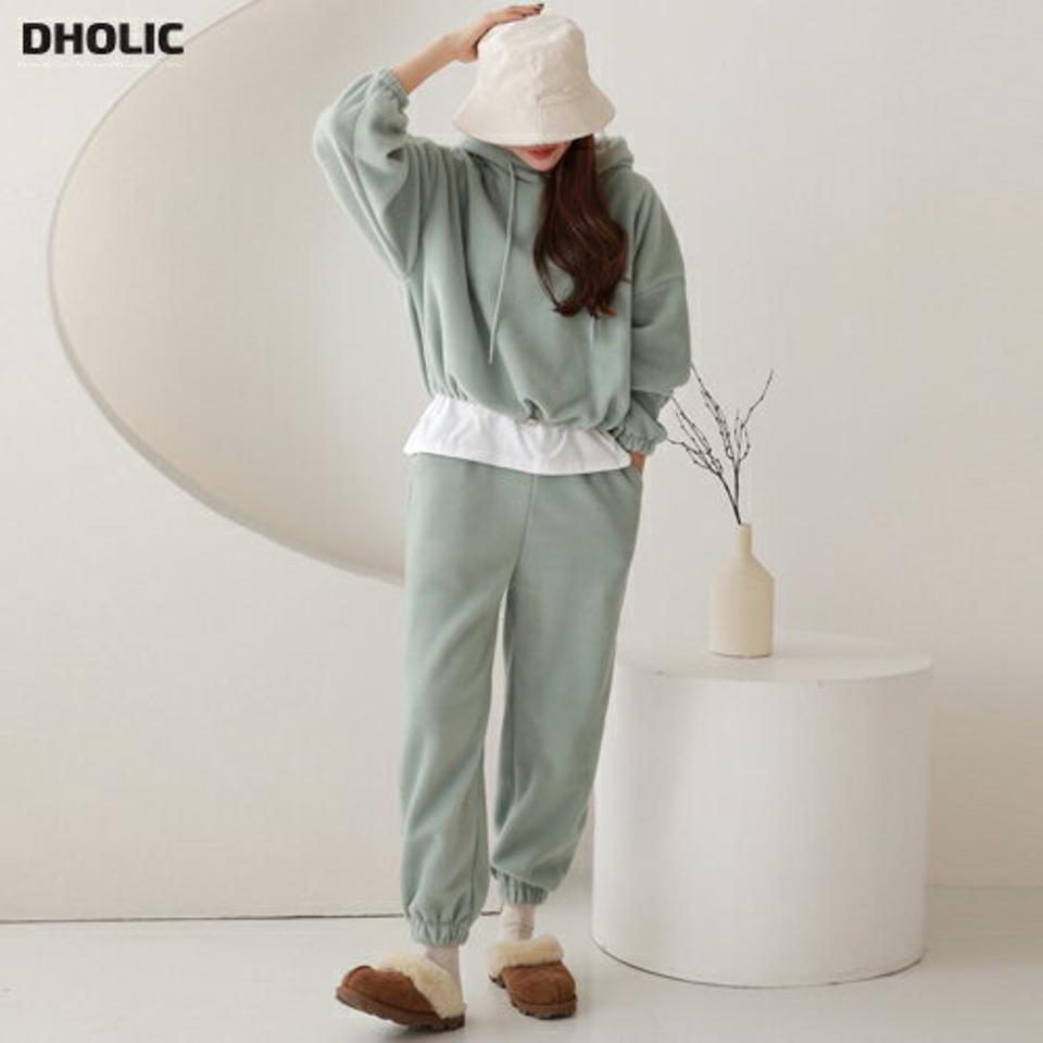 【マケット特価】両起毛パーカー&ジョガーパンツSET・p000031 レディース 【pt】セットアップ setup トップス パーカー フード フーディー 長袖 ズボン ジョガーパンツ ロング 裏起毛 無地 シンプル 楽ちん ワンマイルウェア カジュアル 冬 韓国ファッション MKT セール