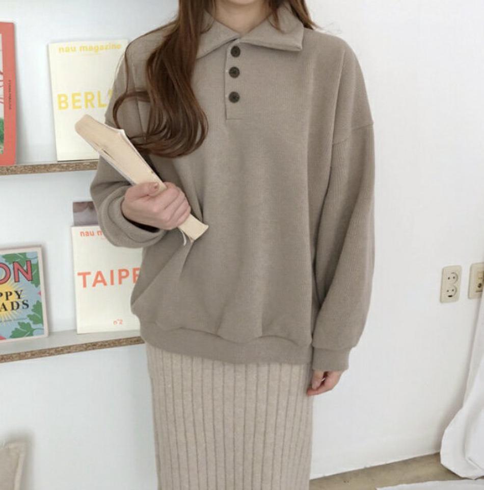 ポロカラーコットンスウェット・p000081 レディース 【tops】トップス スウェット トレーナー 長袖 コットン 綿 ポロ襟 単色 無地 シンプル ベーシック カジュアル ラフ 秋 冬 韓国ファッション MKT
