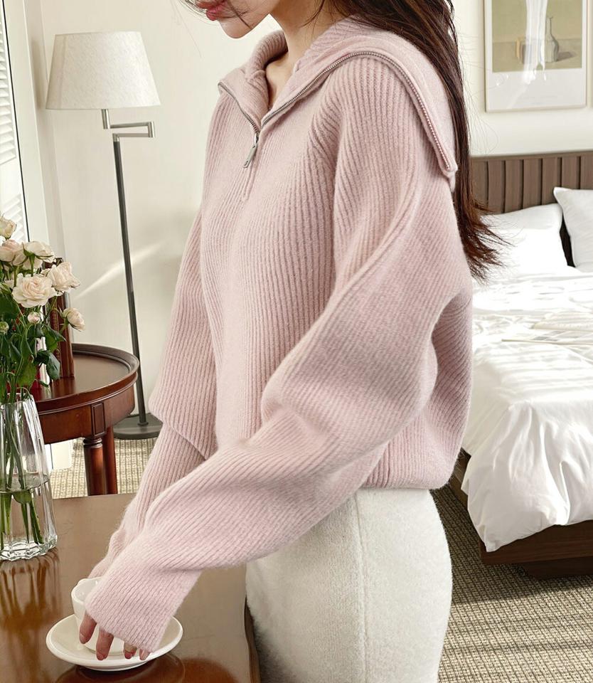 ビッグカラーハーフジップニット・b00355 レディース 【tops】トップス ニット 長袖 ハーフジップ ジップアップ 大きい襟 リブ 単色 無地 シンプル ベーシック カジュアル デコルテ 大人 カラーニット ピンク パステル 秋 冬 韓国ファッション