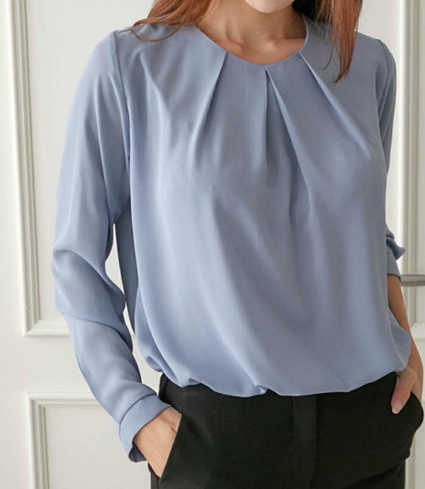 タックラウンドネックブラウス・p000120 レディース 【bl】トップス ブラウス 長袖 タック ラウンドネック 単色 無地 シンプル フェミニン 大人 オフィス オケージョン お呼ばれ 水色 ブルー 秋 冬 韓国ファッション MKT