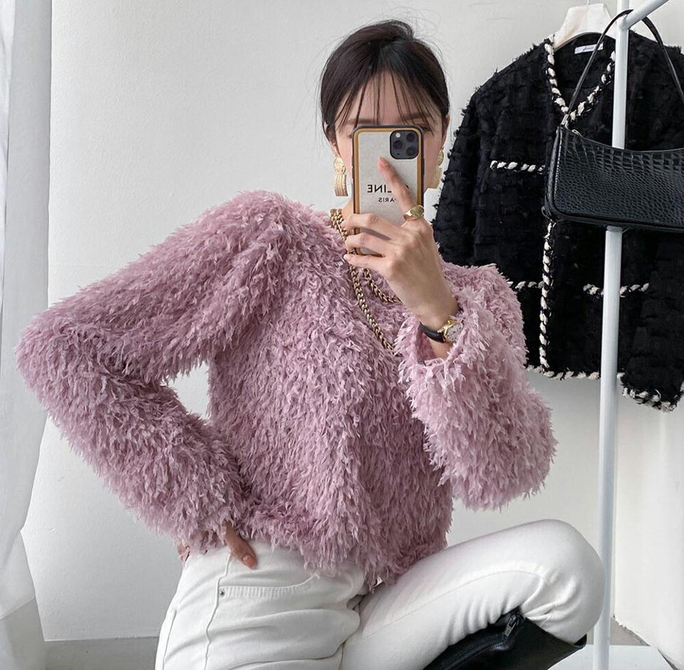 フェザー調ラウンドネックブラウス・p000241 レディース 【bl】トップス ブラウス 長袖 ラウンドネック フェザー もこもこ シャギー パイル ふわふわ 可愛い 単色 無地 ユニーク 個性的 ピンク 大人 秋 冬 韓国ファッション MKT