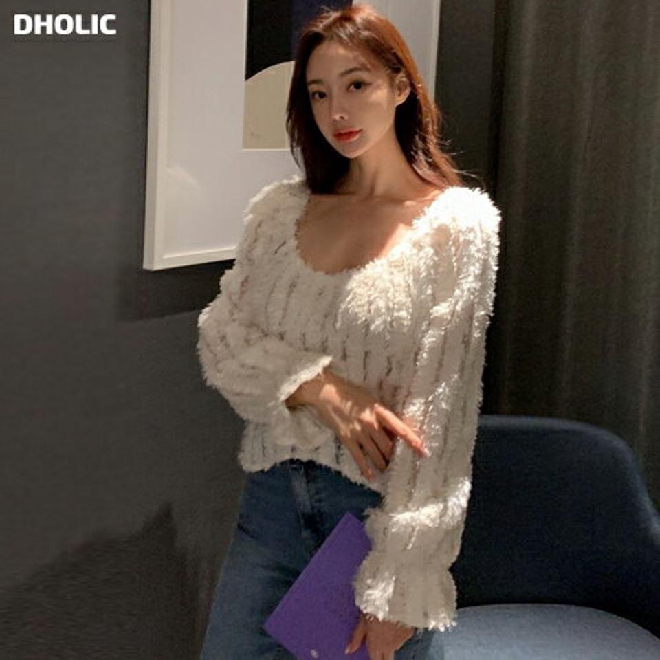 2WAYソフトキャンディスリーブブラウス・p000295 レディース 【bl】トップス ブラウス 長袖 キャンディスリーブ ソフトタッチ Uネック デコルテ もこもこ かわいい 可愛い シンプル 大人 秋 冬 韓国ファッション MKT