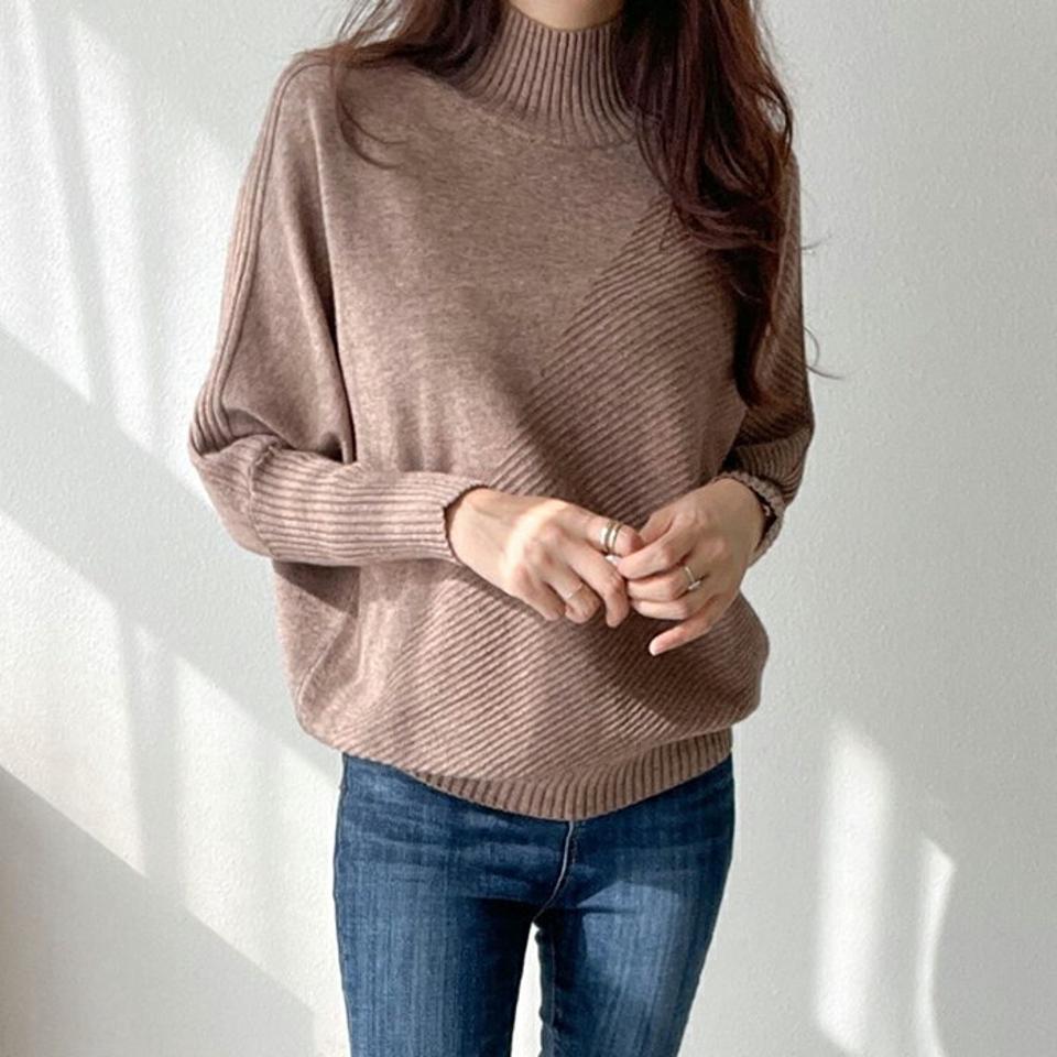 【マケット特価】ハーフネックダイヤゴナルリブニット・p000188 レディース 【tops】トップス ニット 長袖 ハーフネック ハイネック 単色 リブ シンプル カジュアル ドルマンスリーブ 体型カバー 秋 冬 韓国ファッション MKT セール