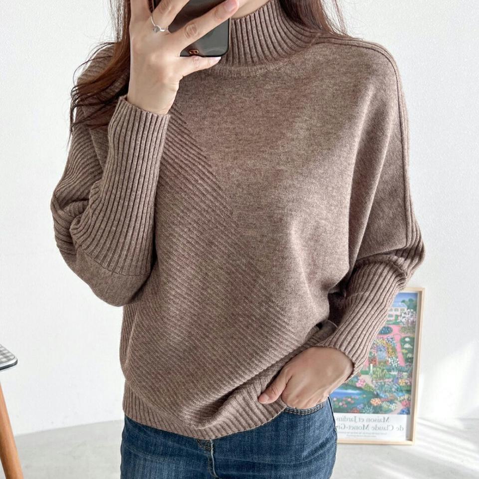 【マケット特価】ハーフネックダイヤゴナルリブニット・p000188 レディース 【tops】トップス ニット 長袖 ハーフネック ハイネック 単色 リブ シンプル カジュアル ドルマンスリーブ 体型カバー 秋 冬 韓国ファッション MKT セール