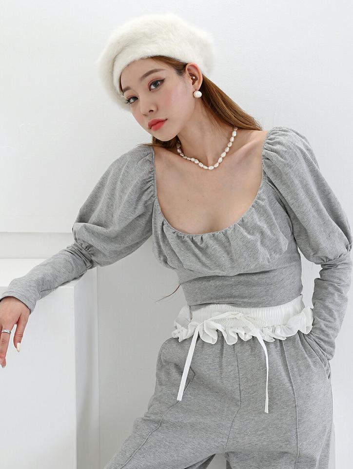 【マケット特価】ワイドUネックパフTシャツ・p000268 レディース 【tops】トップス Tシャツ 長袖 ロンT パフスリーブ Uネック デコルテ 胸元 肌見せ セクシー 単色 無地 大人 カジュアル 秋 冬 韓国ファッション MKT セール