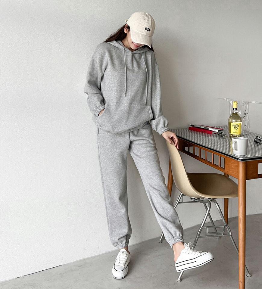 裏起毛パーカー&スウェットジョガーパンツSET・p000324 レディース 【pt】セットアップ セット setup スウェット トレーナー 長袖 単色 無地 シンプル ベーシック トップス フード フーディ パンツ ロング丈 秋 冬 裏起毛 韓国ファッション MKT