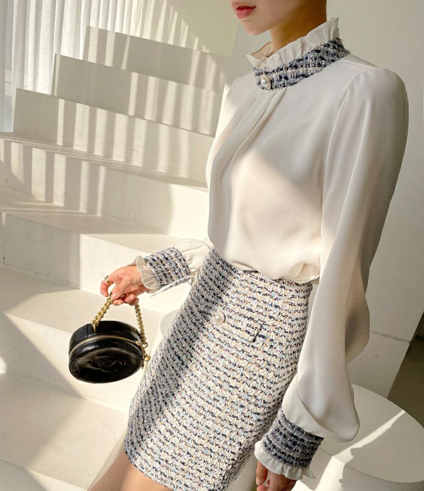 ツイード配色フリルブラウス・t00194 レディース 【bl】トップス ブラウス 長袖 フリル ハーフネック 配色 ツイード かわいい 可愛い ガーリー 大人 きれいめ パールボタン ラウンドネック ギャザー 秋 冬 韓国ファッション