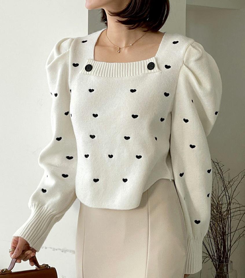 スクエアネックボタンハートニット・t00198 レディース 【tops】トップス ニット 長袖 ハート 総柄 スクエアネック デコルテ バイカラー かわいい 可愛い ガーリー パフスリーブ 袖コン ボリューム袖 秋 冬 韓国ファッション