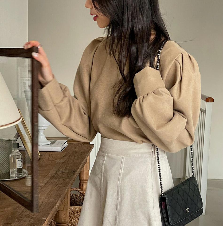 スクエアネックパフブラウス・t00183 レディース 【bl】トップス ブラウス 長袖 パフスリーブ スクエアネック 単色 無地 シンプル 大人 きれいめ 上品 ギャザー タック 秋 冬 韓国ファッション