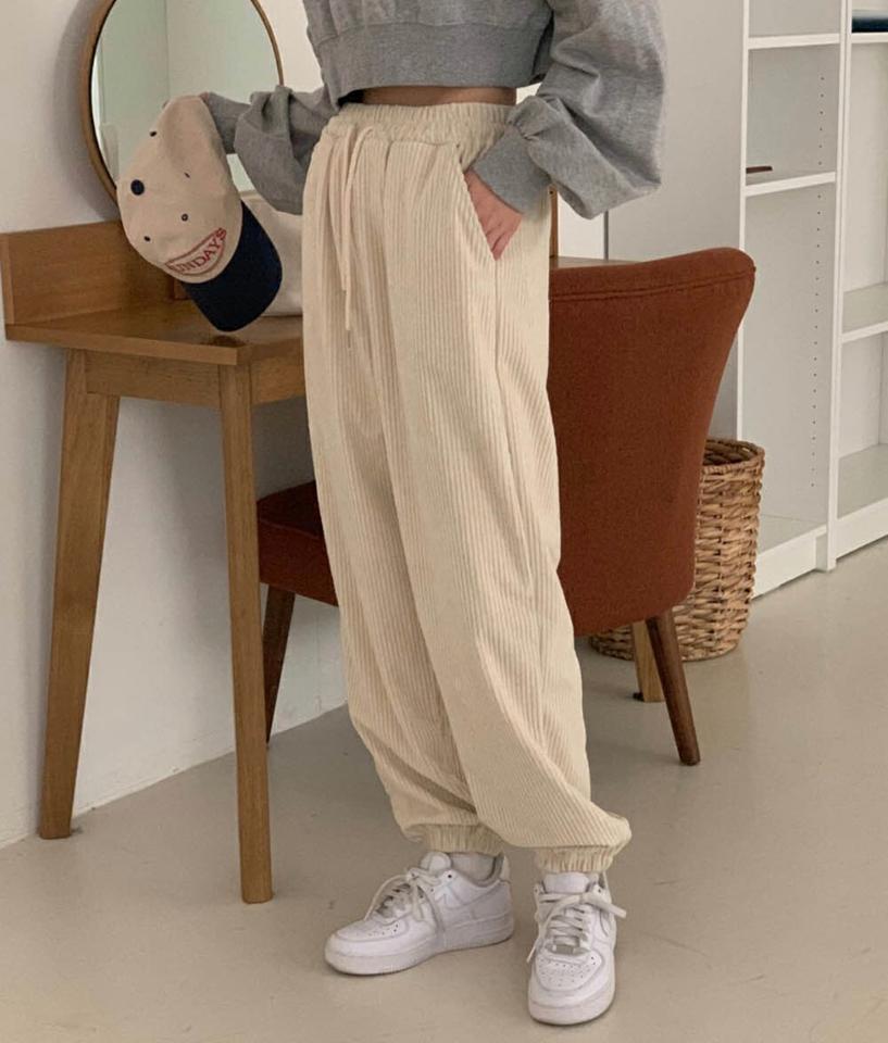 コーデュロイジョガーパンツ・p000606 レディース 【pt】パンツ ズボン ロング ウエストゴム ジョガーパンツ リブ 楽ちん ラフ 単色 無地 シンプル カジュアル 大人 体型カバー 秋 冬 韓国ファッション MKT
