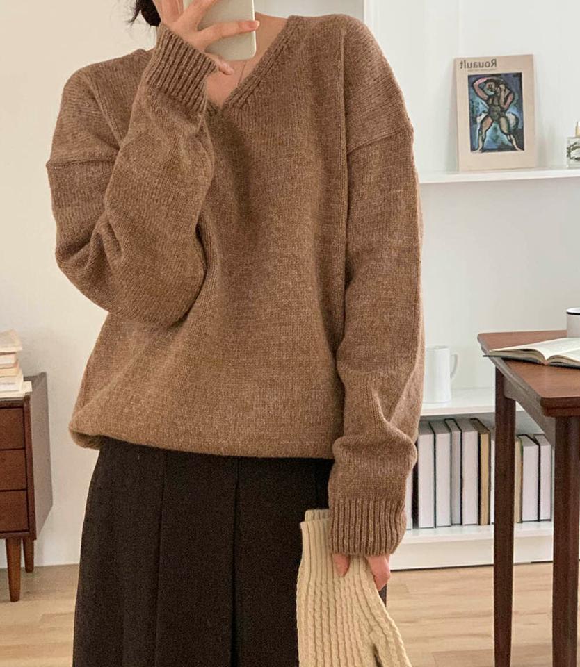 ドロップショルダーVネックニット・p000597 レディース 【tops】トップス ニット 長袖 Vネック カラーニット 単色 無地 シンプル ベーシック ラフ 楽ちん カジュアル ピンク 秋 冬 韓国ファッション MKT