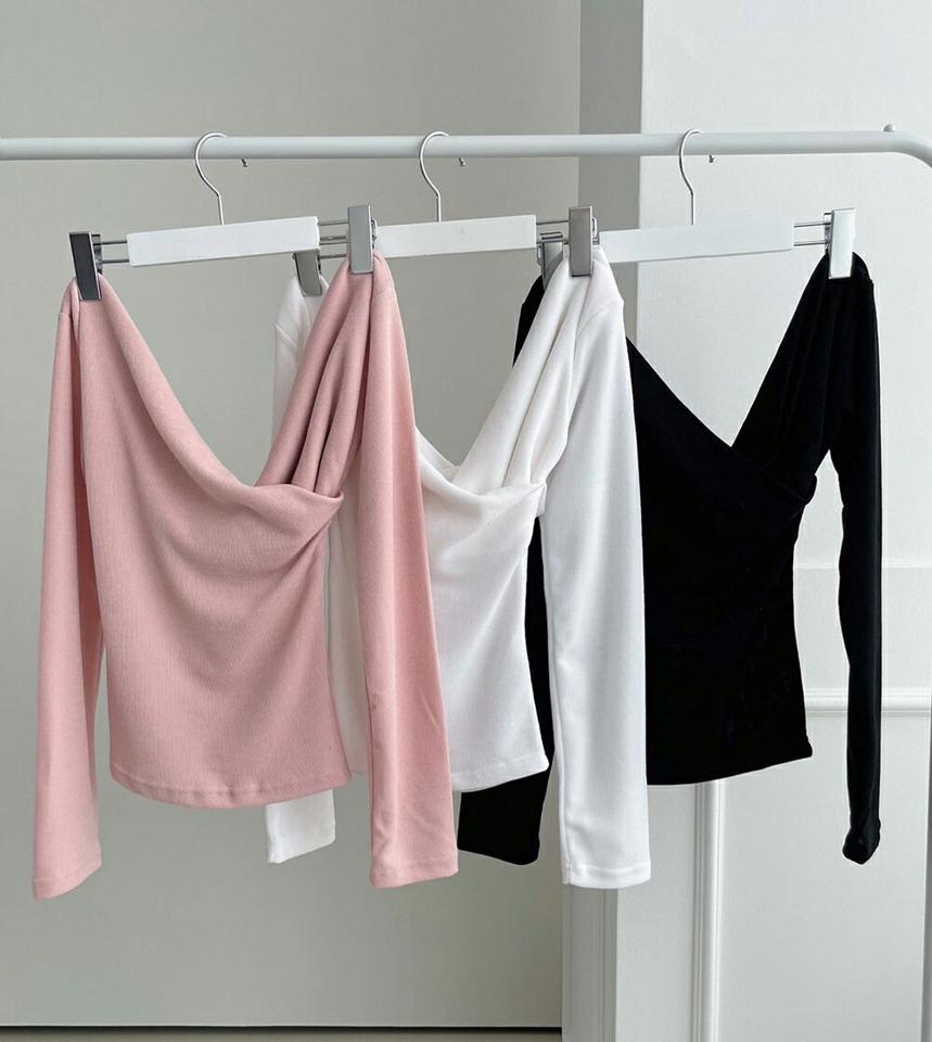 2WAYクロス長袖Tシャツ・p000567 レディース 【tops】トップス Tシャツ 長袖 クロス デコルテ オフショルダー 肌見せ セクシー 露出 大人 肩見せ ピンク かわいい 秋 冬 韓国ファッション MKT