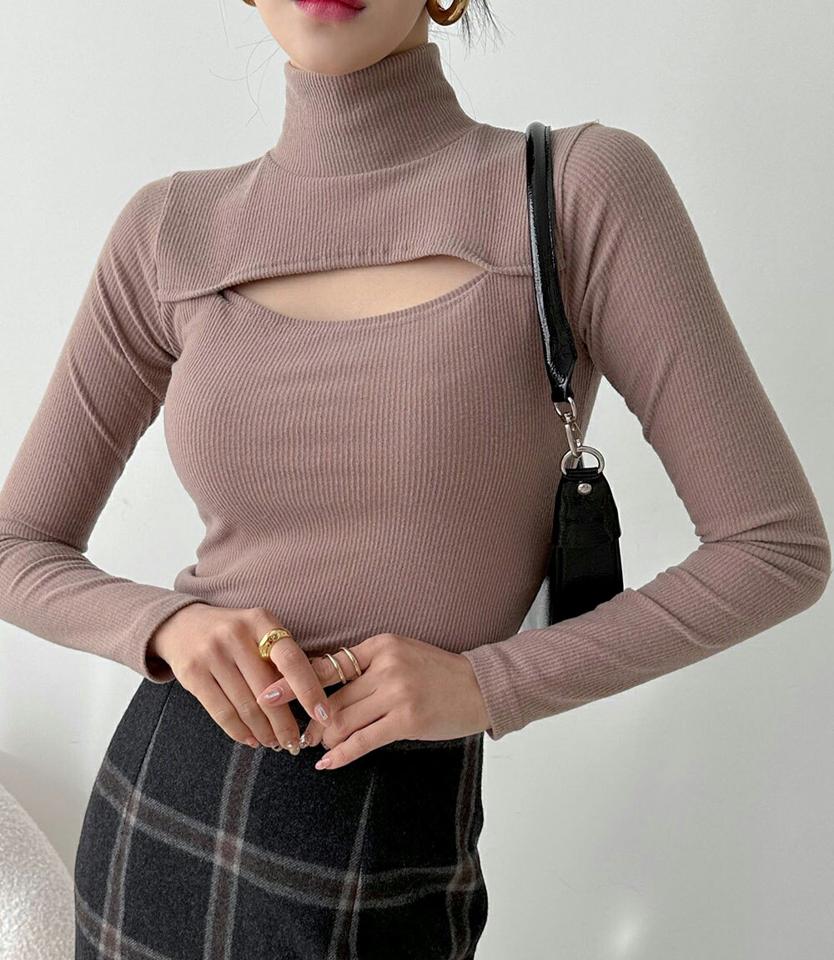 起毛フロントスリット長袖Tシャツ・p000540 レディース 【tops】トップス Tシャツ 長袖 スリット 肌見せ 露出 セクシー リブ 起毛 ハイネック 単色 無地] シンプル 大人 スリム カジュアル 秋 冬 韓国ファッション MKT