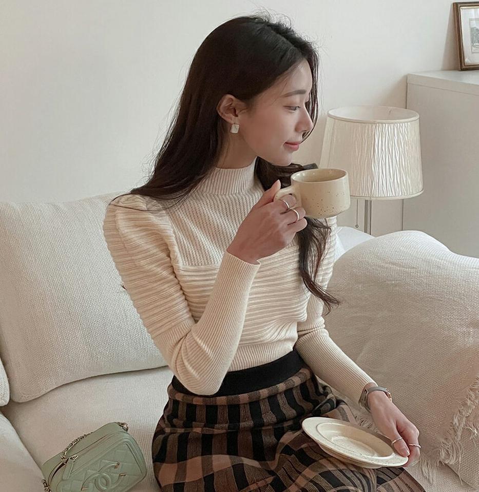 リブパフスリーブニット・t00359 レディース 【tops】トップス ニット 長袖 パフスリーブ リブ ハーフネック シンプル かわいい 可愛い 単色 無地 袖コン スリム 秋 冬 韓国ファッション