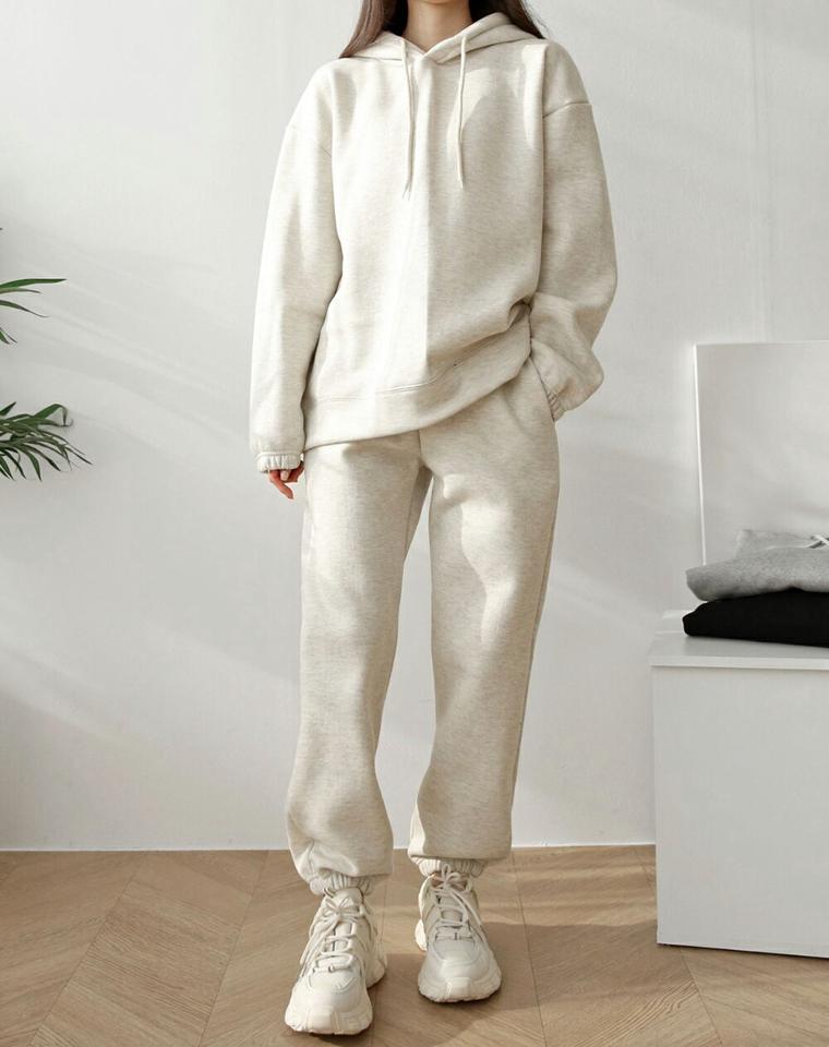 裏起毛パーカー&スウェットパンツSET・p000571 レディース 【pt】セットアップ setup トップス パーカー スウェット フード フーディー 長袖 パンツ ズボン ロング丈 裏起毛 単色 無地 シンプル ジョガーパンツ 冬 韓国ファッション MKT