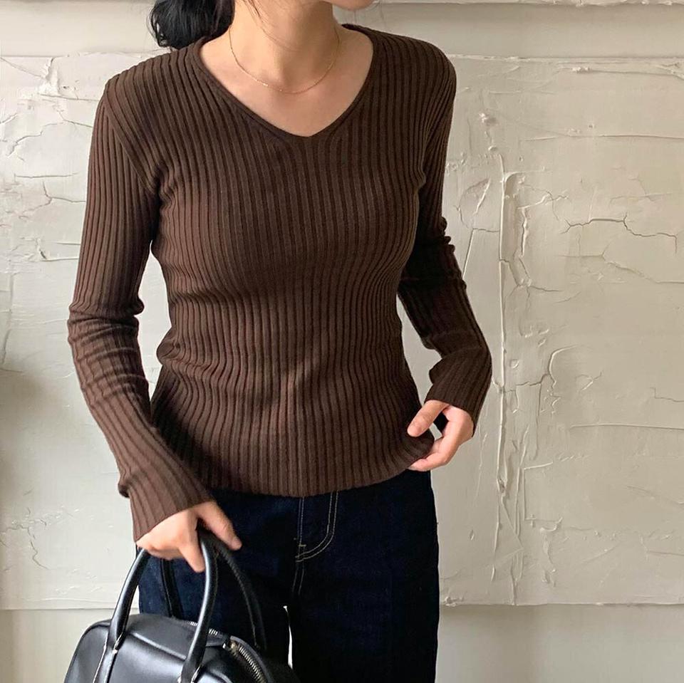 Vネックスリムリブニット・p000768 レディース 【tops】トップス ニット 長袖 リブ スリム Vネック 単色 無地 シンプル カジュアル ラフ 大人 きれいめ 秋 冬 韓国ファッション MKT