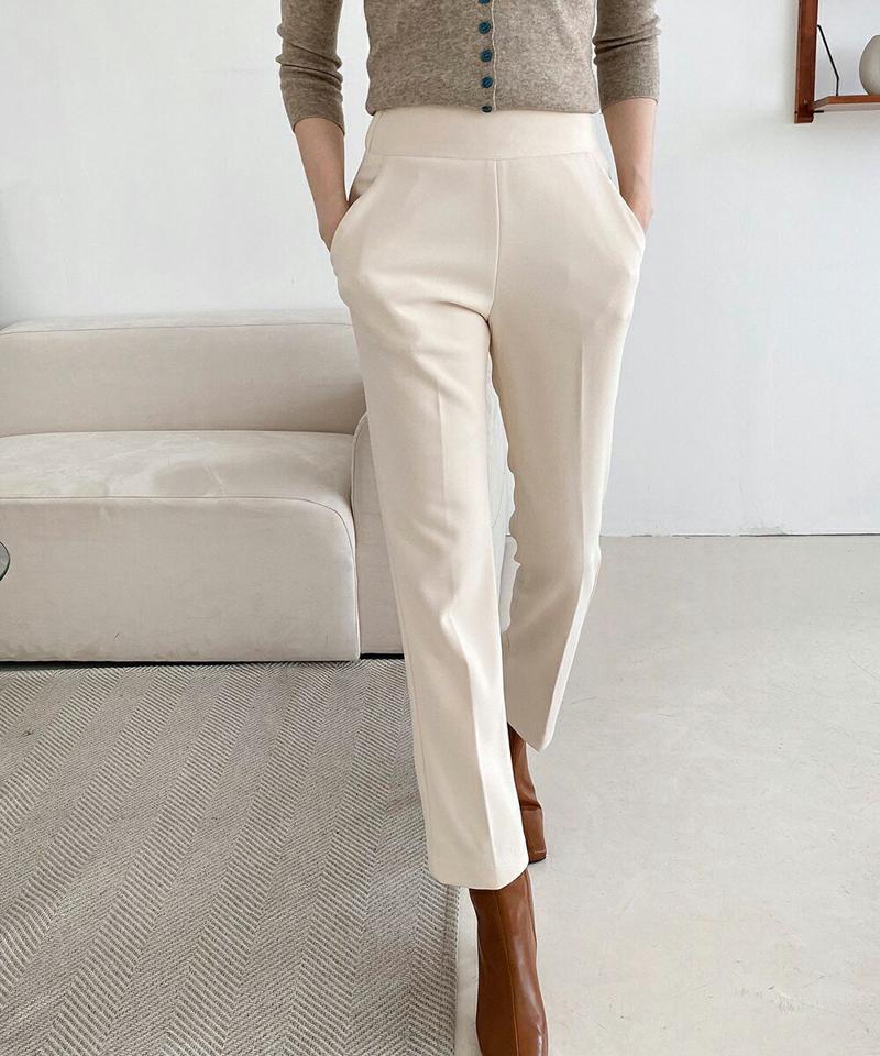 裏起毛ストレッチスラックスパンツ・p000756 レディース 【pt】パンツ ズボン スラックス ロング丈 ストレッチ 裏起毛 単色 無地 シンプル ベーシック 大人 きれいめ オケージョン 結婚式 オフィス クロップド丈 冬 韓国ファッション MKT