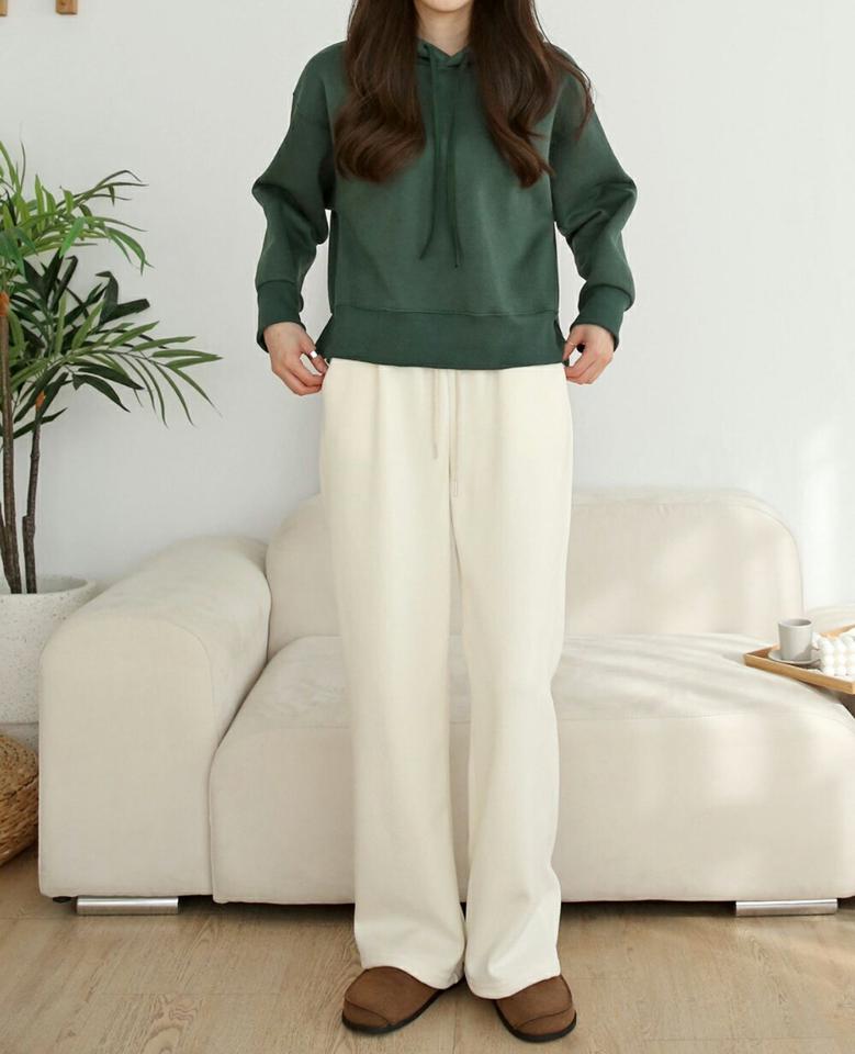 エコファー裏地スウェットワイドパンツ・p000642 レディース 【pt】パンツ ズボン ロング丈 スウェット ワイド 単色 無地 シンプル ベーシック ウエストゴム 楽ちん ラフ カジュアル フェイクファー 大人 冬 韓国ファッション MKT