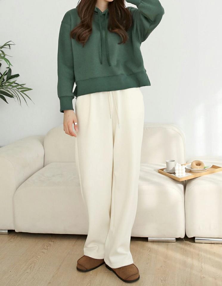 エコファー裏地スウェットワイドパンツ・p000642 レディース 【pt】パンツ ズボン ロング丈 スウェット ワイド 単色 無地 シンプル ベーシック ウエストゴム 楽ちん ラフ カジュアル フェイクファー 大人 冬 韓国ファッション MKT