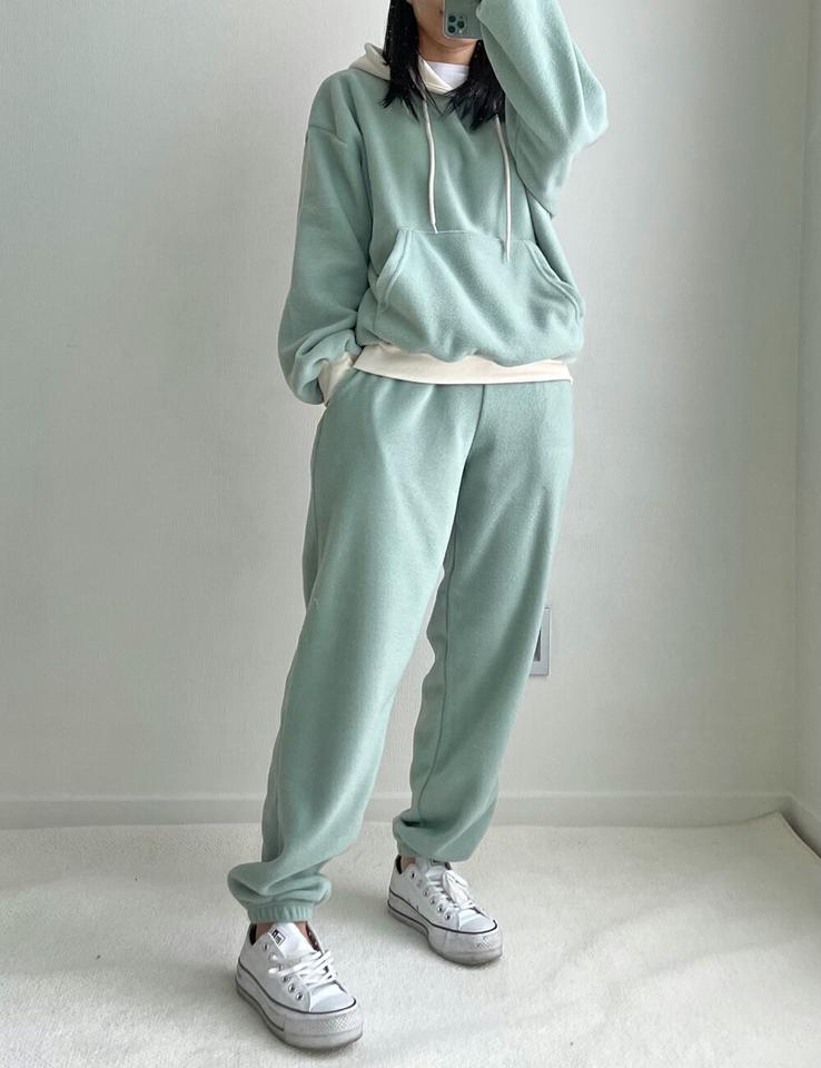 両起毛配色パーカー&ジョガーパンツSET・p000318 レディース 【pt】セットアップ setup トップス パーカー 長袖 フード フーディー 配色 裏起毛 パンツ ズボン ボトムス 単色 無地 シンプル カジュアル ラフ 冬 韓国ファッション MKT