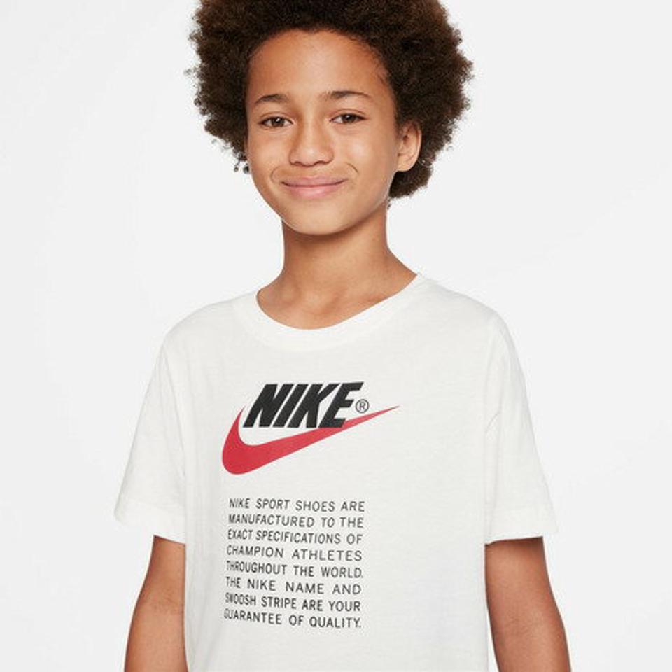 ナイキ（NIKE）（キッズ）YTH NSW RMSTRD ノスタルジア半袖Tシャツ DV0574-133