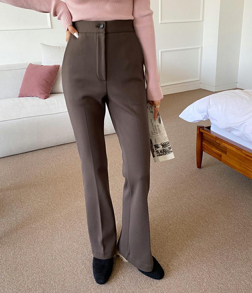 裏起毛フレアスラックス・t00429 レディース 【pt】パンツ ズボン スラックス ロング丈 フレア 裏起毛 単色 無地 シンプル ベーシック きれいめ 大人 ハイウエスト ダーツ フルレングス オフィス オケージョン 冬 韓国ファッション