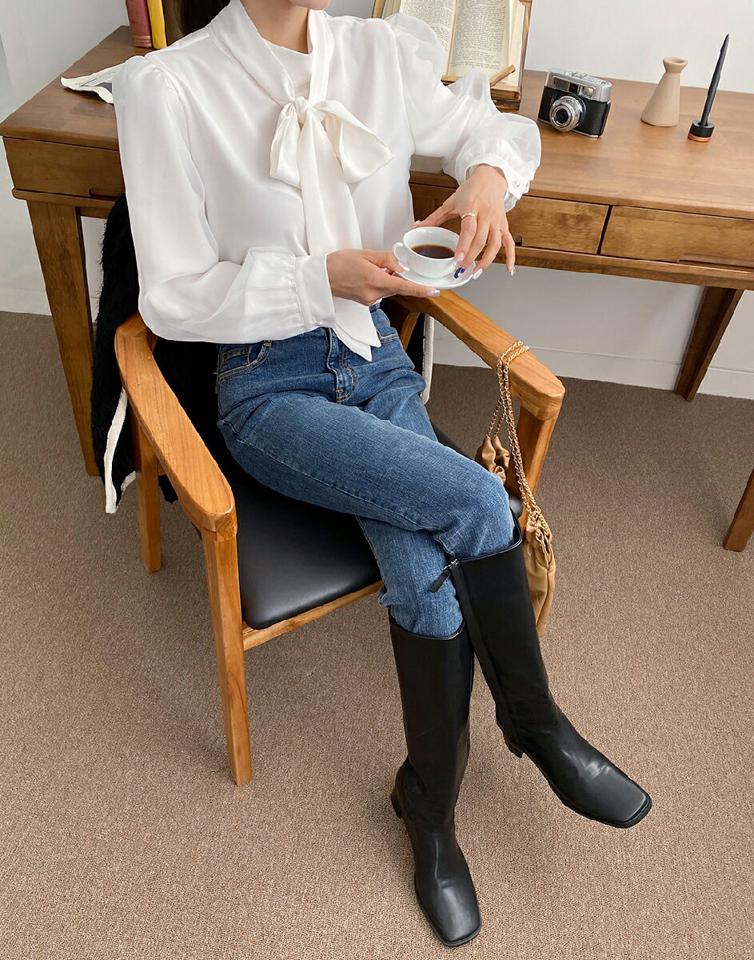 リボンネックパフブラウス・t00419 レディース 【bl】トップス ブラウス 長袖 パフスリーブ りぼん 襟コン ボウタイ 大人 きれいめ シンプル 上品 オケージョン オフィス 単色 無地 パールボタン ハーフネック 秋 冬 韓国ファッション