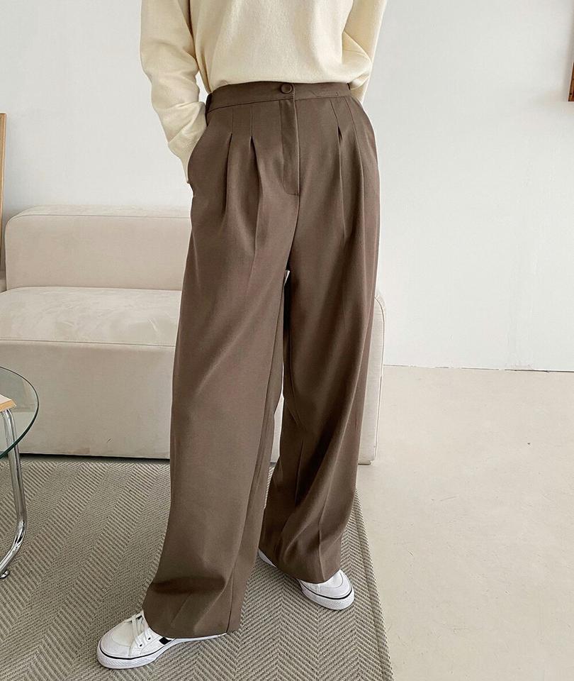 裏起毛ツータックくるみボタンスラックス・p000830 レディース 【pt】パンツ ズボン ロング丈 スラックス くるみボタン ツータック 裏起毛 単色 無地 シンプル ベーシック 大人 きれいめ 大人 オフィス 冬 韓国ファッション MKT