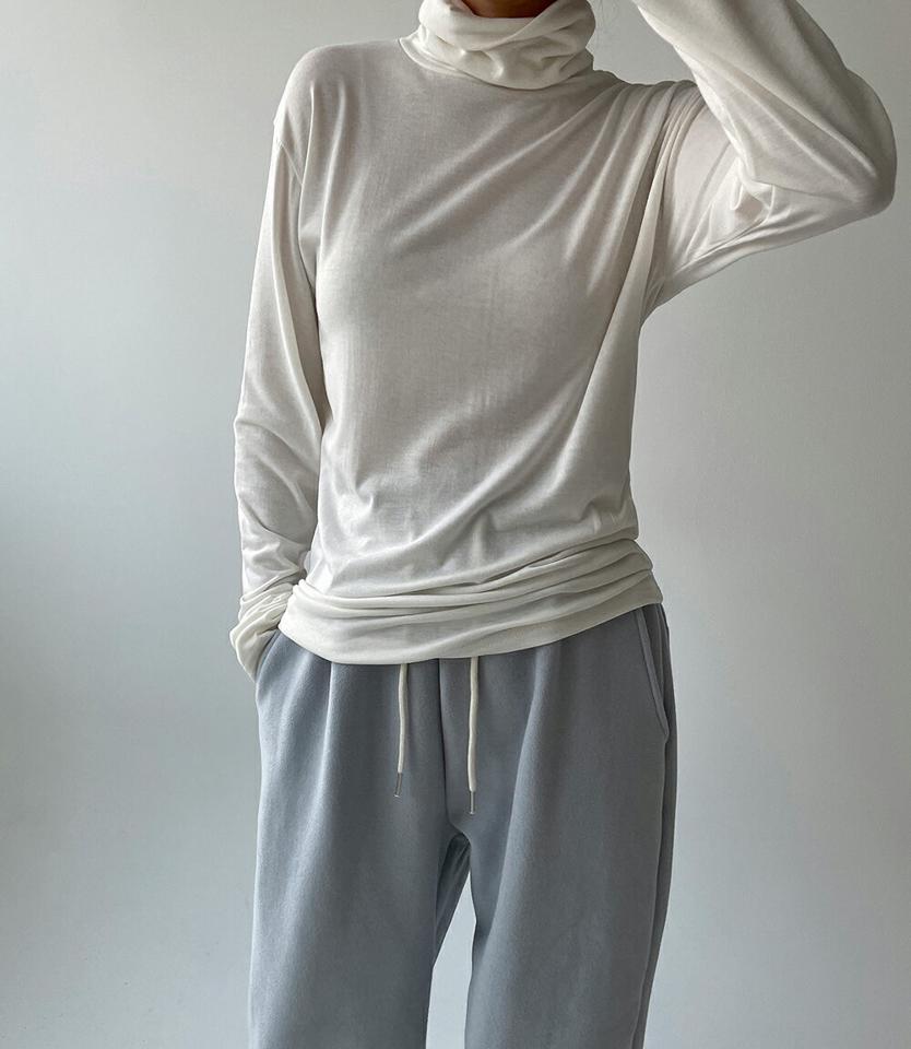 裏起毛タートルネック長袖Tシャツ・p000851 レディース 【tops】トップス Tシャツ 長袖 ロンT タートルネック 裏起毛 単色 無地 シンプル ベーシック 大人 スリム カジュアル 冬 韓国ファッション MKT