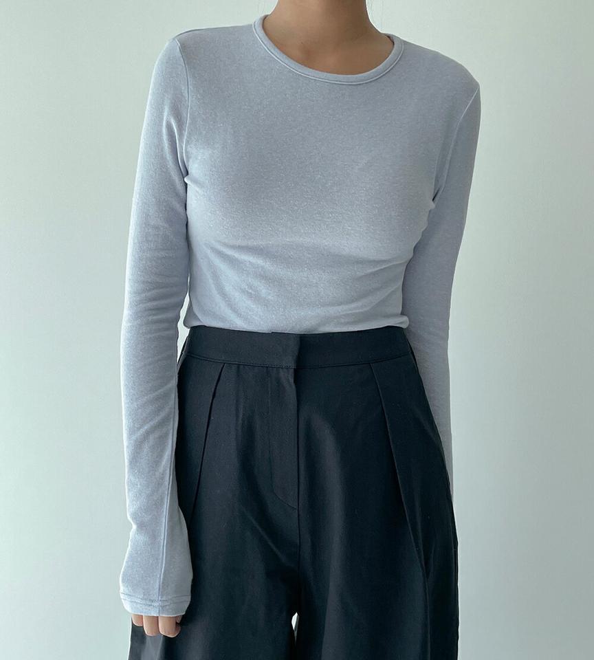 アンゴラ混ラウンドネックTシャツ・p000927 レディース 【tops】トップス Tシャツ 長袖 ロンT ラウンドネック 無地 単色 シンプル ベーシック カジュアル ラフ アンゴラ 大人 秋 冬 韓国ファッション MKT
