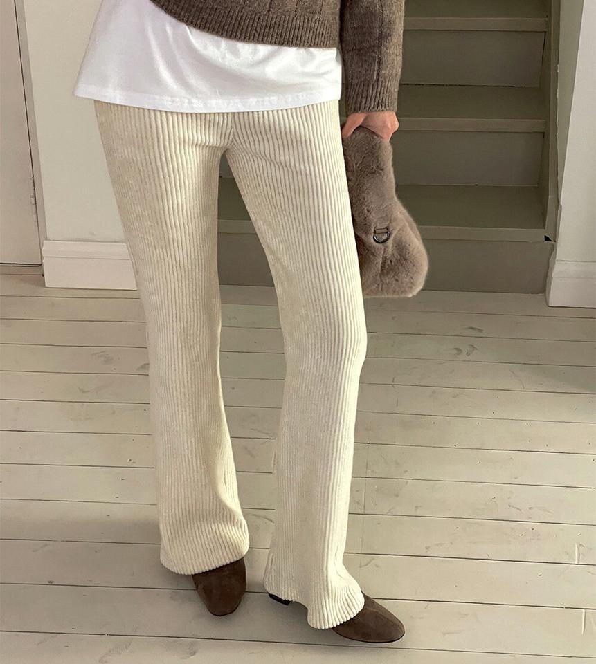 リブストレッチフレアパンツ・t00220 レディース 【pt】ボトムス パンツ ズボン ロング丈 ストレッチ フレアパンツ リブ ウエストゴム シンプル ハイウエスト 大人 きれいめ フルレングス スリム 可愛い かわいい 秋 冬 韓国ファッション