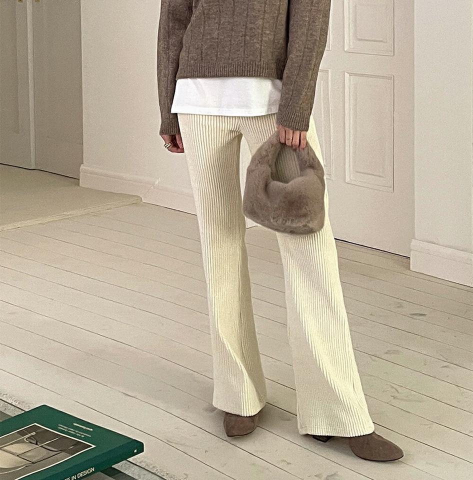 リブストレッチフレアパンツ・t00220 レディース 【pt】ボトムス パンツ ズボン ロング丈 ストレッチ フレアパンツ リブ ウエストゴム シンプル ハイウエスト 大人 きれいめ フルレングス スリム 可愛い かわいい 秋 冬 韓国ファッション