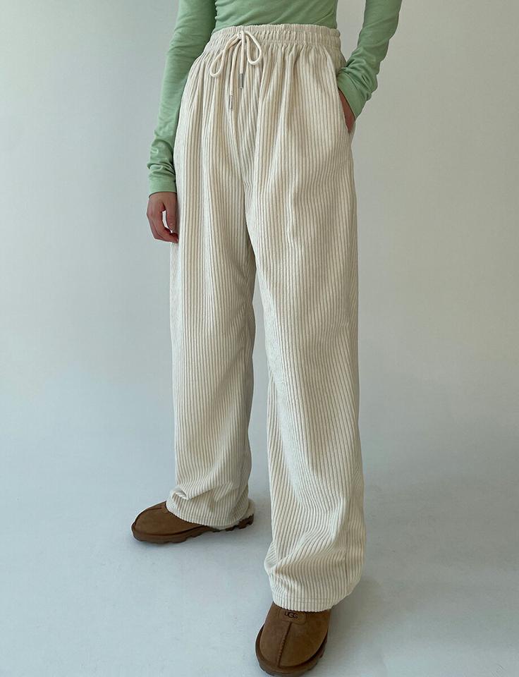 コーデュロイワイドドロストパンツ・p000802 レディース 【pt】パンツ ロング丈 柄 模様 ワイド ドロスト コーデュロイ 単色 ベーシック 秋 冬 カジュアル ラフ ゆったり 楽ちん ラフ 韓国ファッション MKT