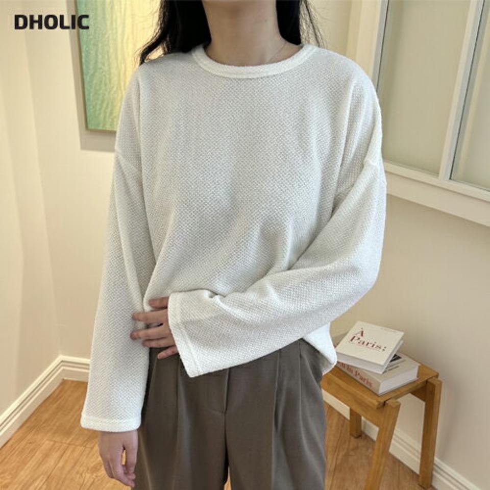 ドロップショルダー長袖Tシャツ・p000997 レディース 【tops】トップス Tシャツ 長袖 ドロップショルダー ラウンドネック 単色 無地 シンプル ベーシック カジュアル ラフ 大人 ゆったり 秋 冬 韓国ファッション MKT