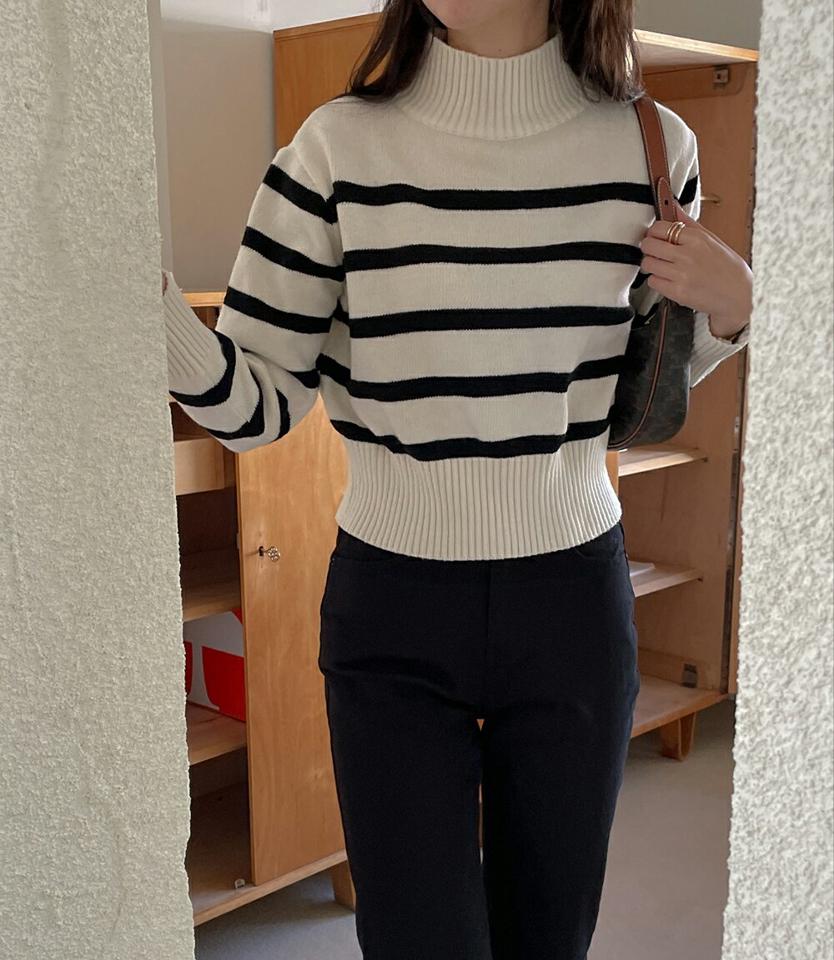 カシミヤ混ボーダーハーフネックニット・p000782 レディース 【tops】トップス ニット 長袖 ボーダー柄 ハーフネック カシミヤ カジュアル ラフ クロップド丈 ショート丈 大人 秋 冬 韓国ファッション MKT