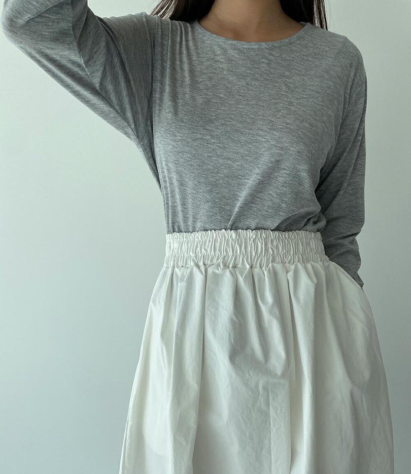 裏起毛ラウンドネック長袖Tシャツ・p000944 レディース 【tops】トップス Tシャツ 長袖 ロンT ラウンドネック 裏起毛 単色 無地 シンプル ベーシック 大人 カジュアル ラフ 冬 韓国ファッション MKT